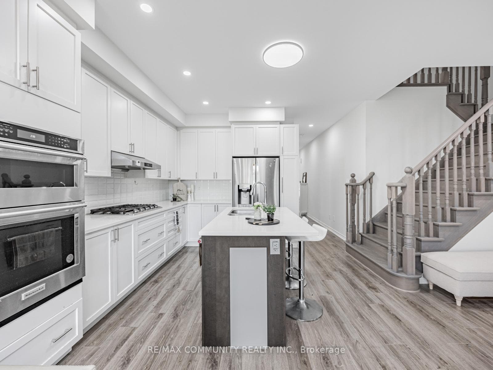 49 Hickling Lane photo 12
