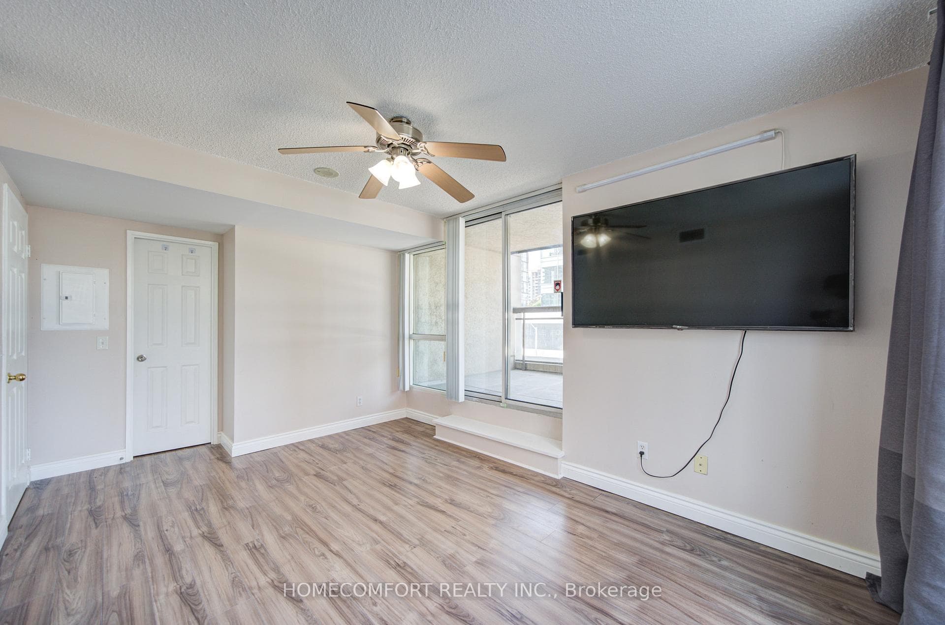 18 Parkview Avenue Unit 312 photo 20