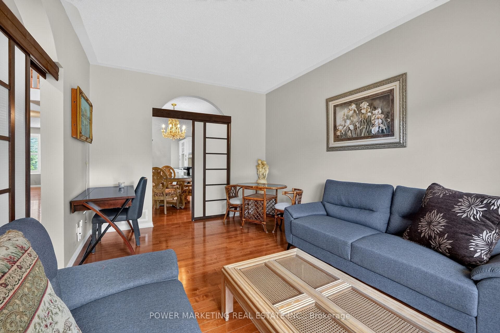 2165 BLUE WILLOW Crescent photo 11