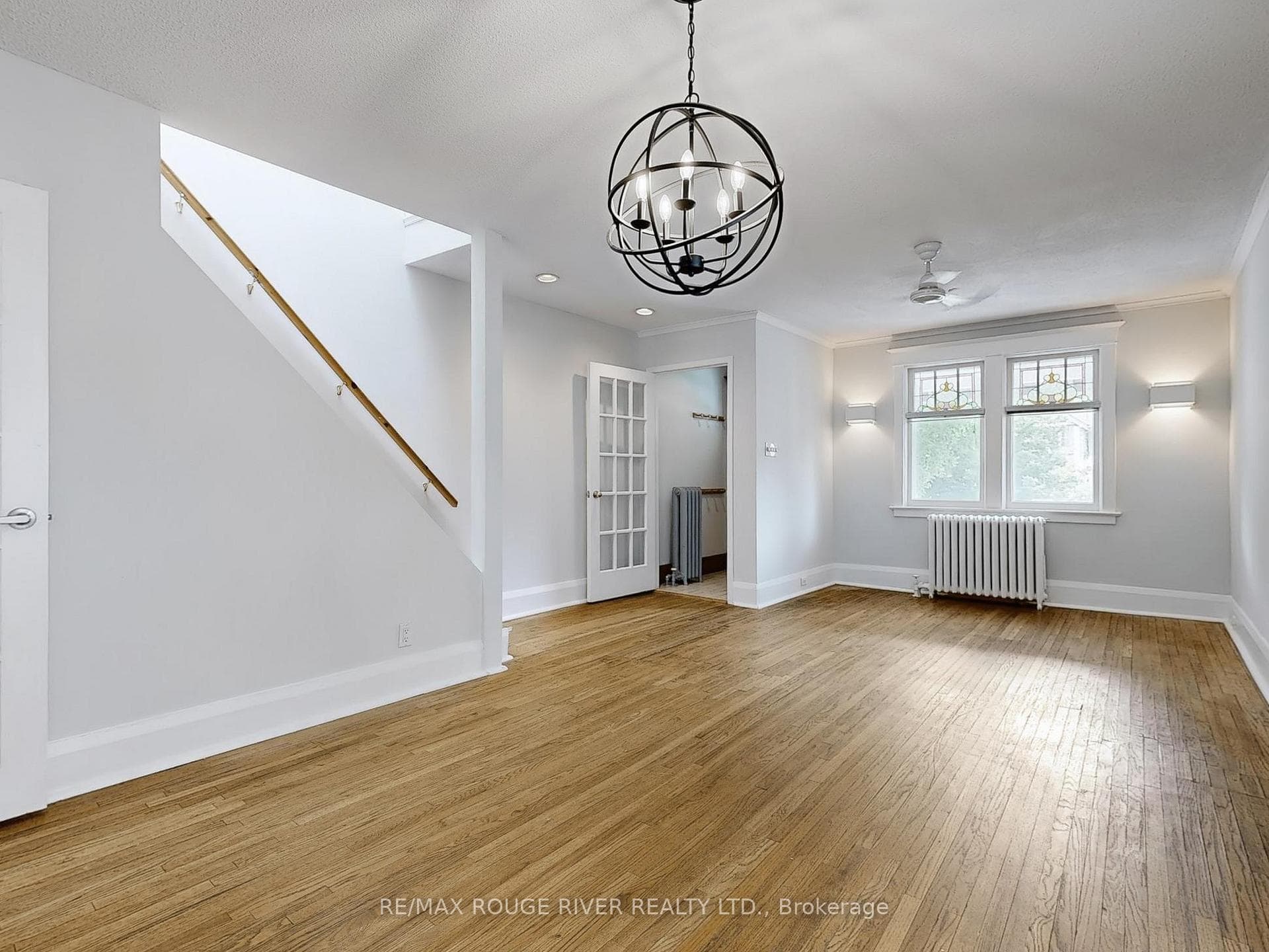 474 Merton Street photo 4