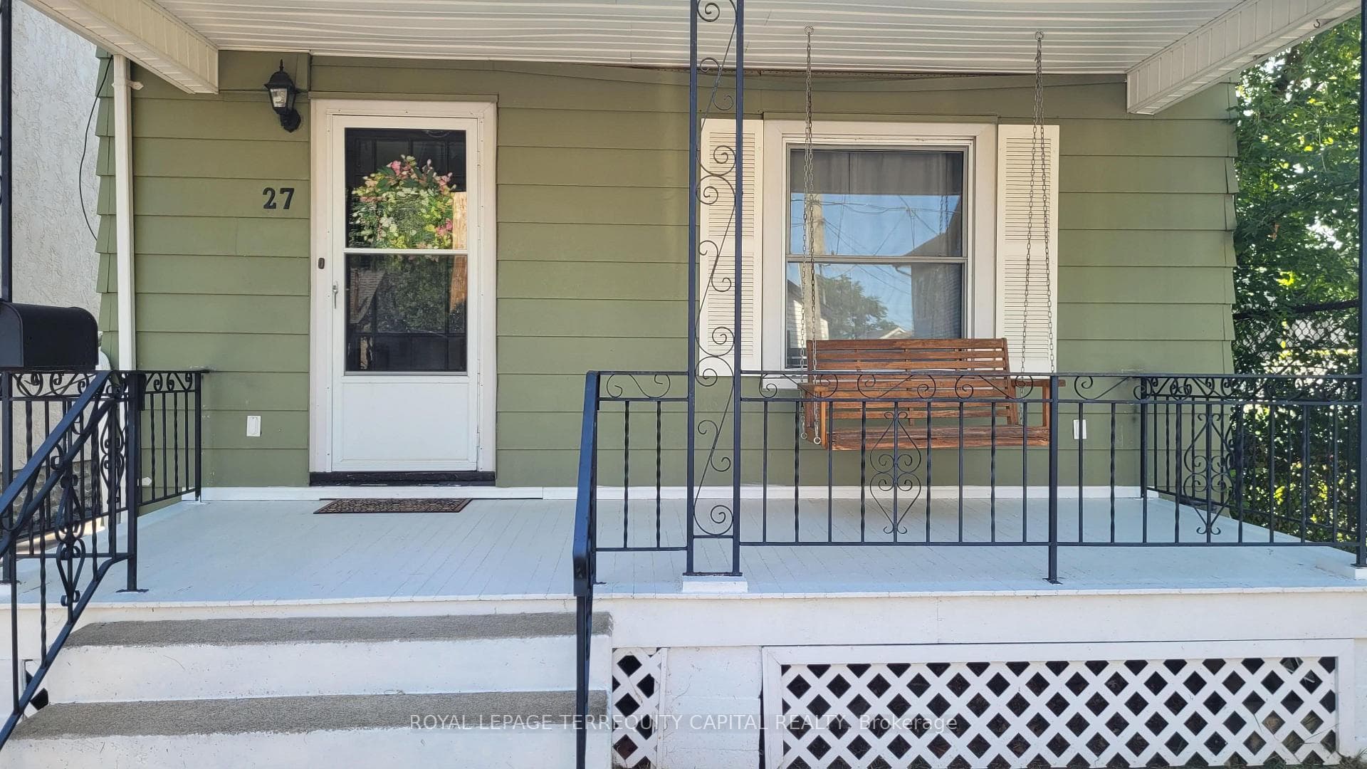27 Woodland Avenue photo 24