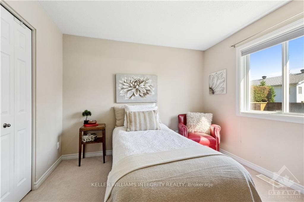 16 LANCELOT Street photo 14