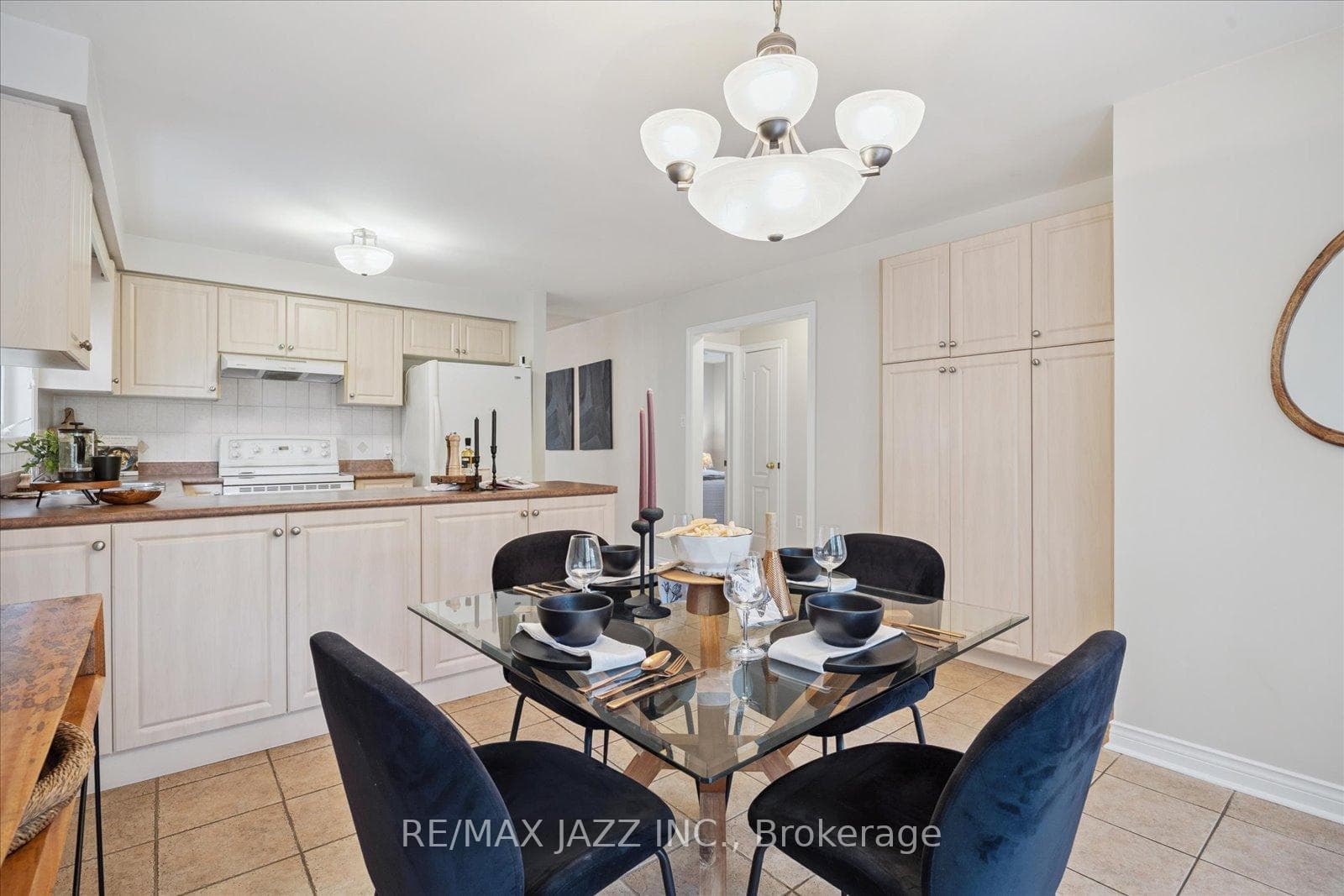 12 Lacroix Court photo 23