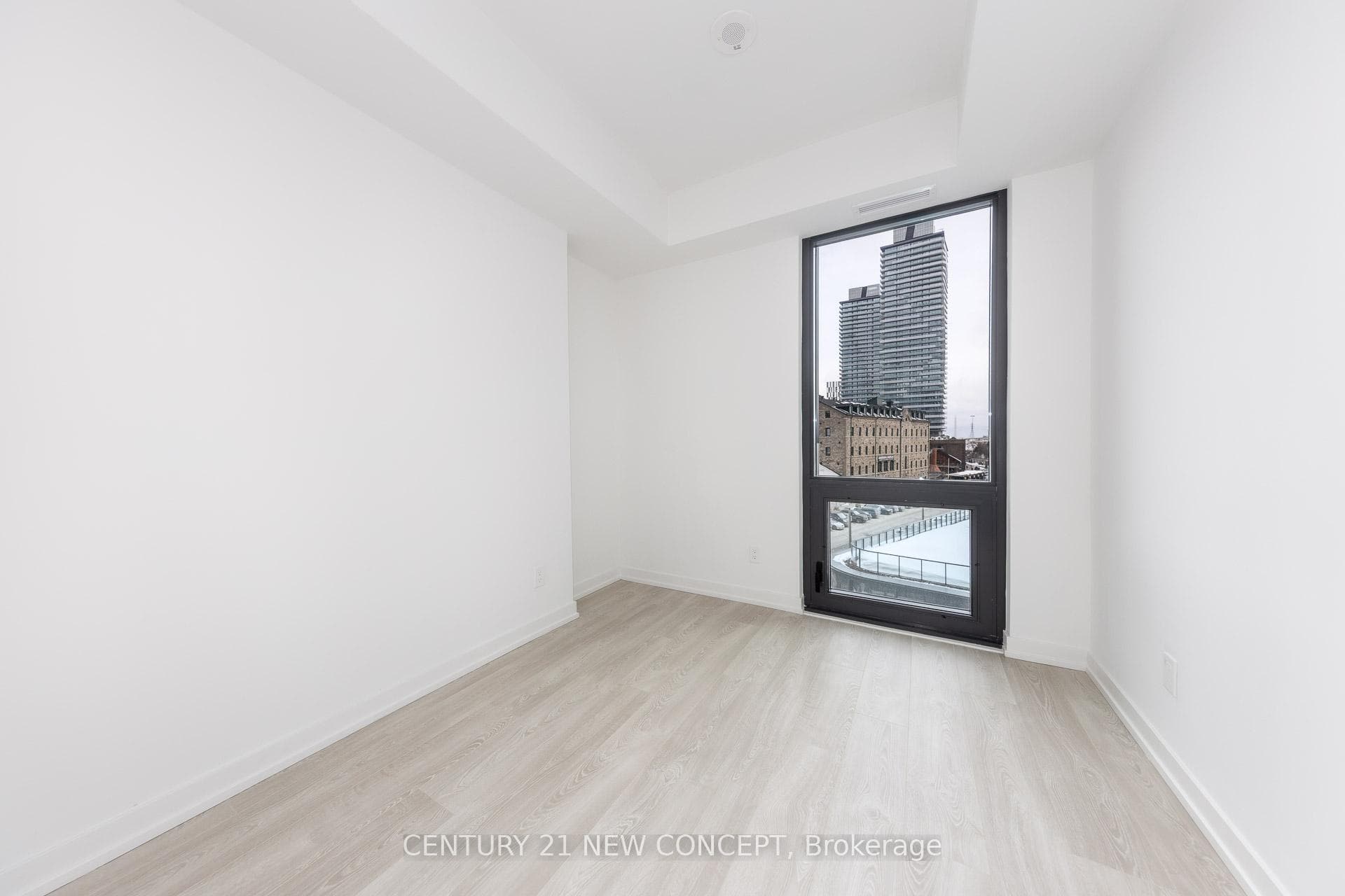35 Parliament Street Unit 430 photo 13