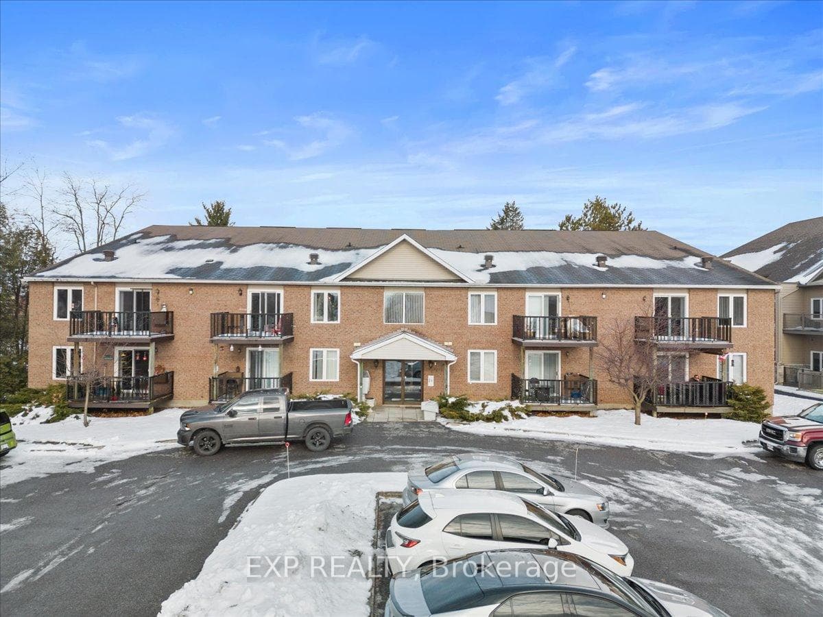469 CHURCH Street Unit 18 photo 1