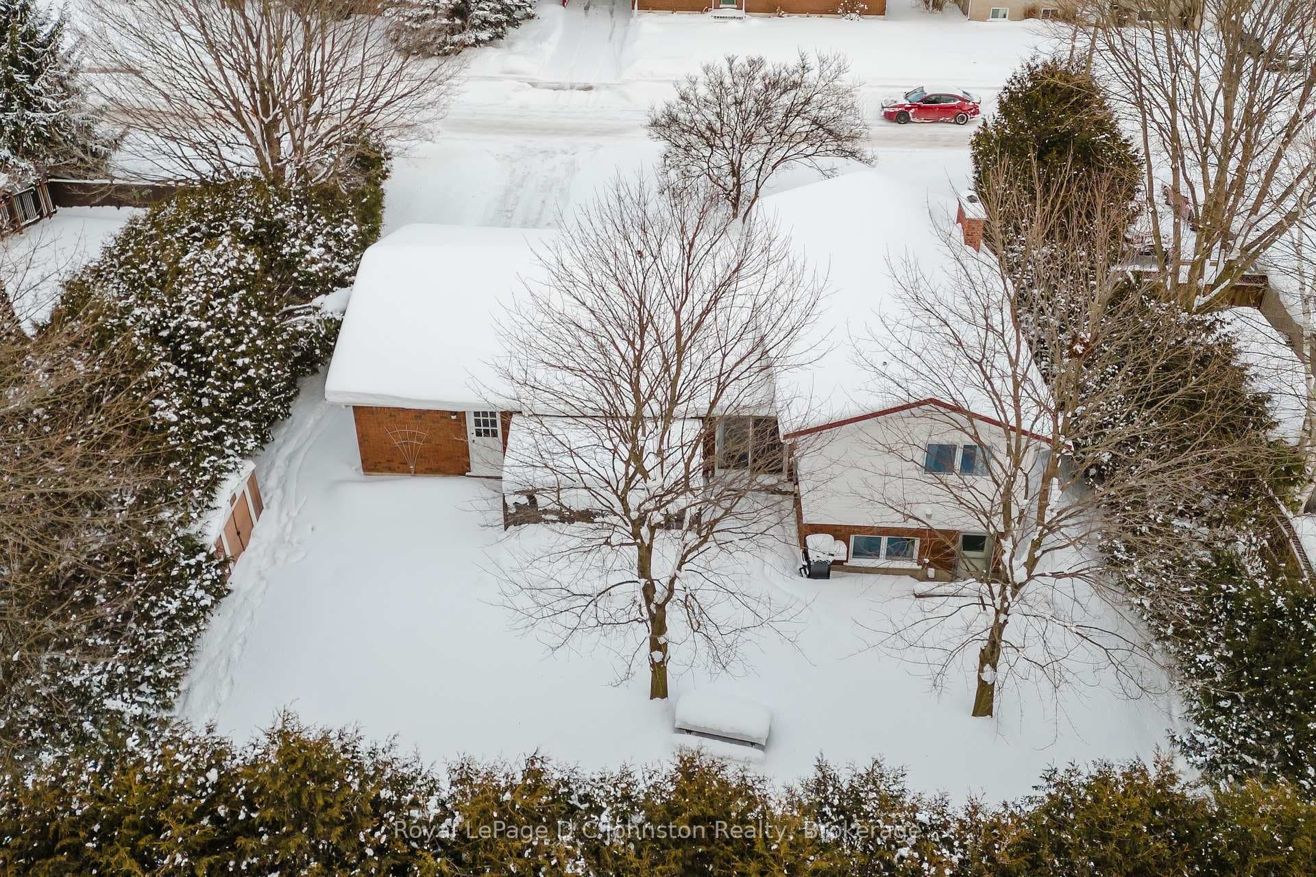 652 Orchard Drive photo 37