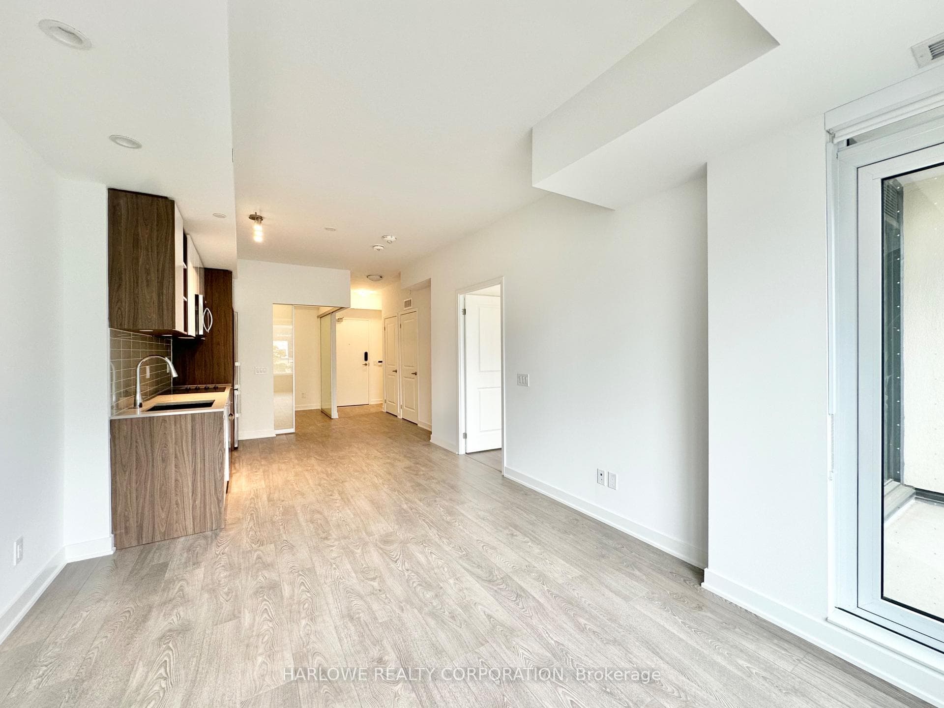543 Richmond Street Unit 418 photo 10
