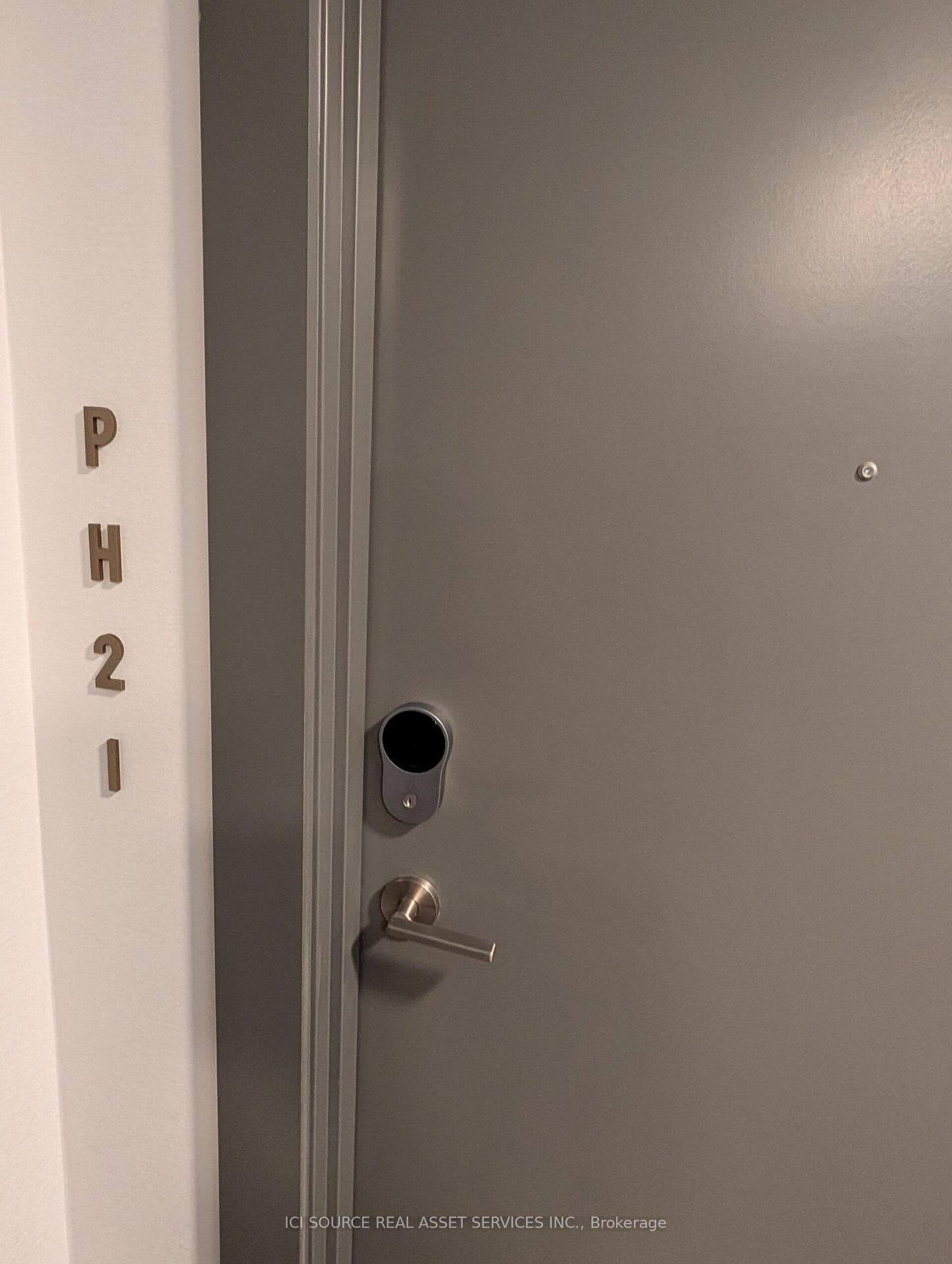 9 Tecumseth Street Unit PH21 photo 2