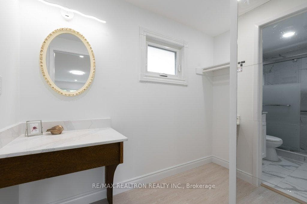 135 Heatherside Drive photo 23