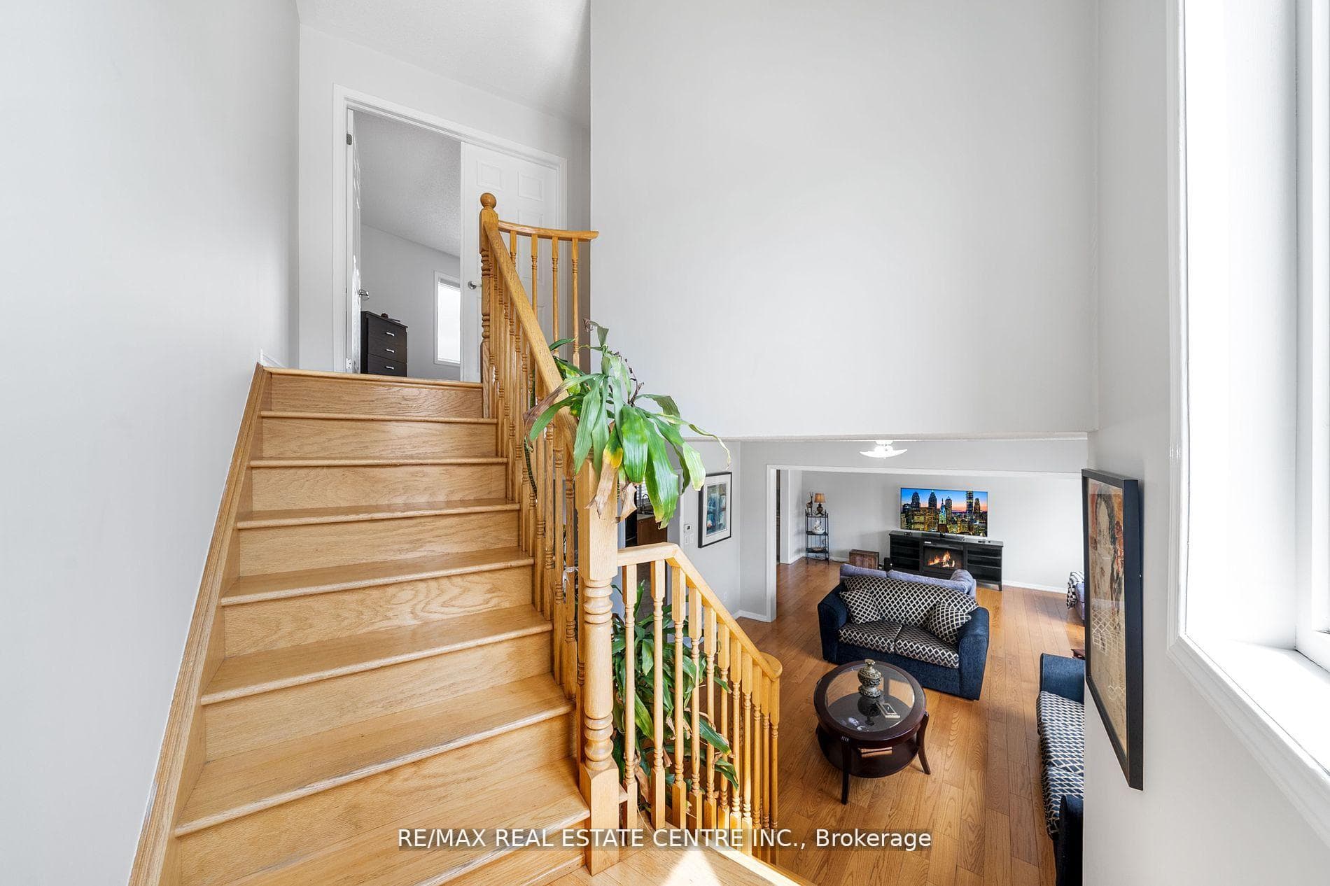 281 Dymott Avenue photo 26