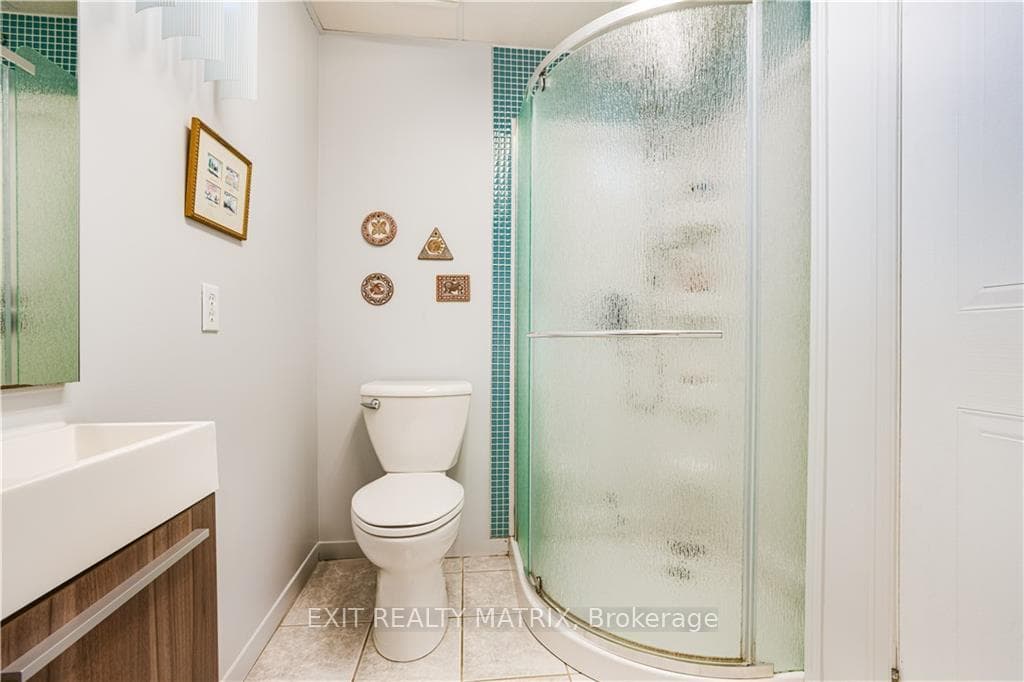 702 STEVENS Street photo 24