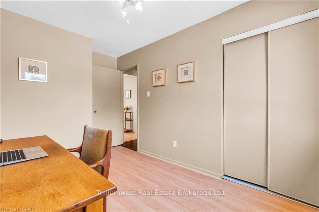 259 WARATAH Avenue photo 22