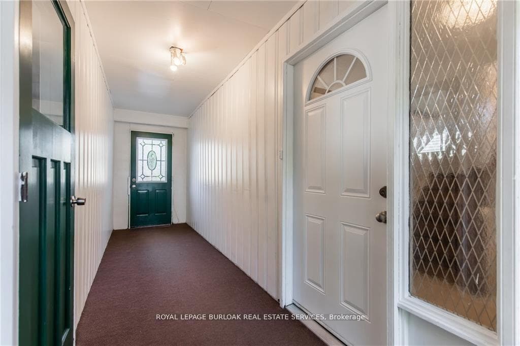 294 Parkside Drive photo 3