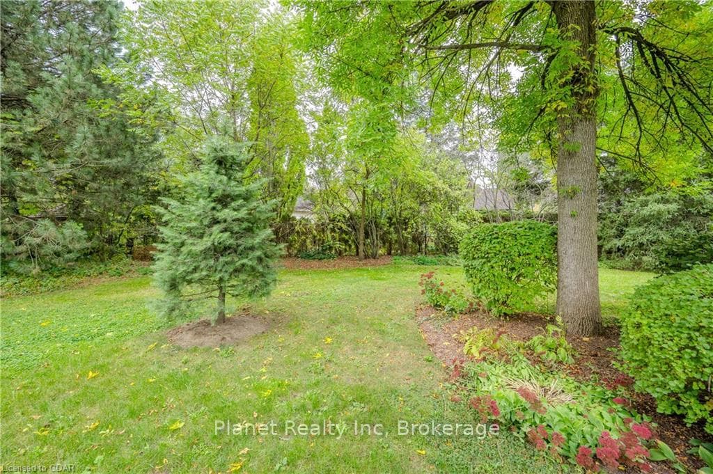 14 SPRUCEHAVEN Court photo 30