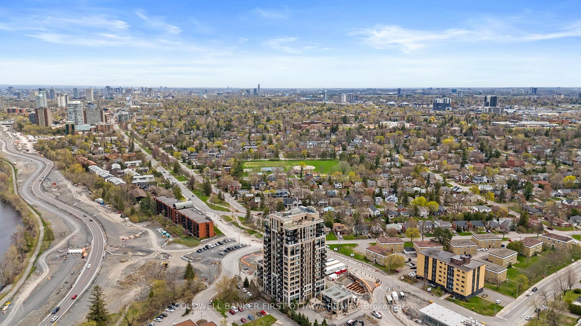 Nearby all shops & amenities of Westboro Village!