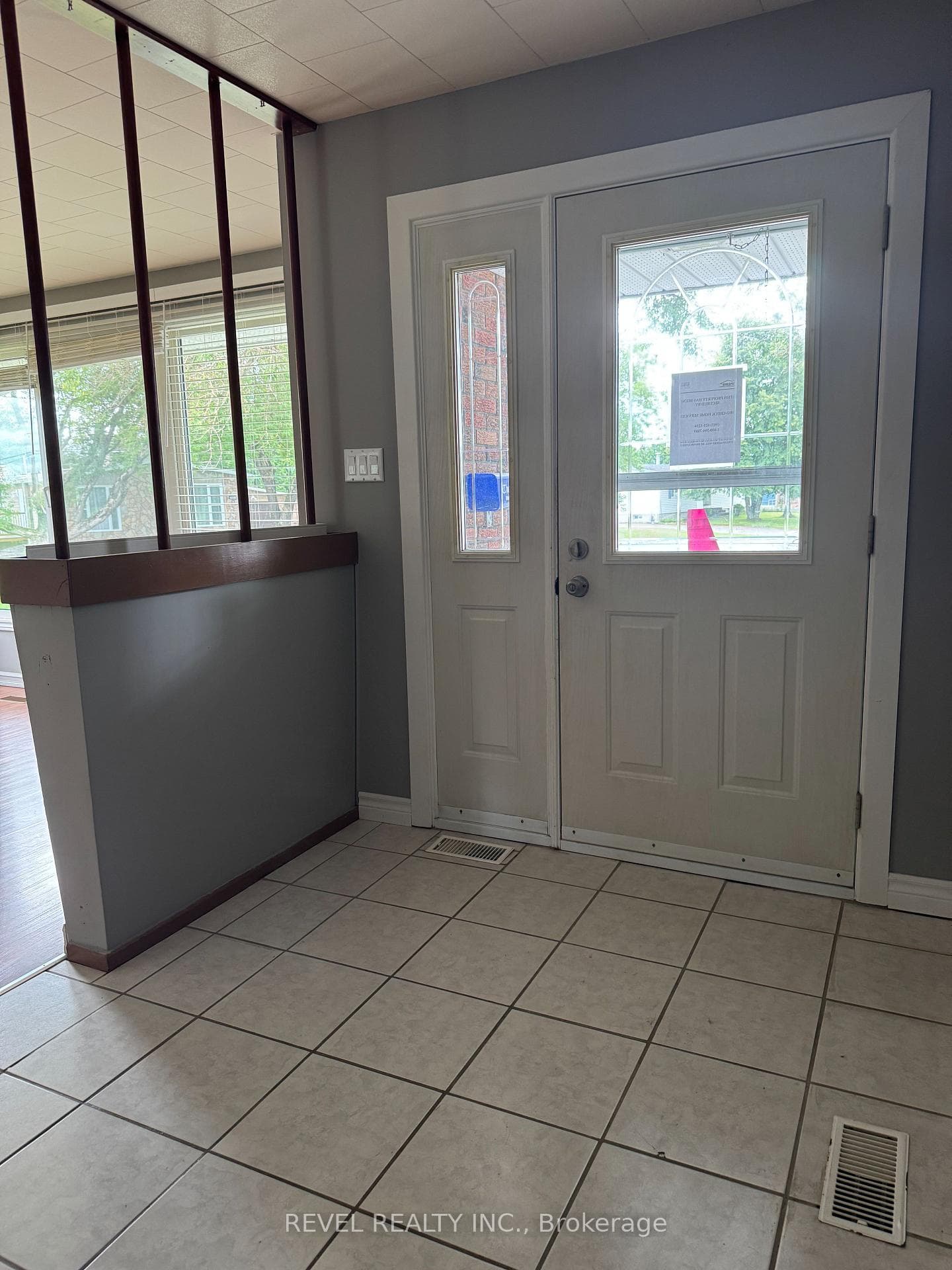 602 Reynolds Street photo 2