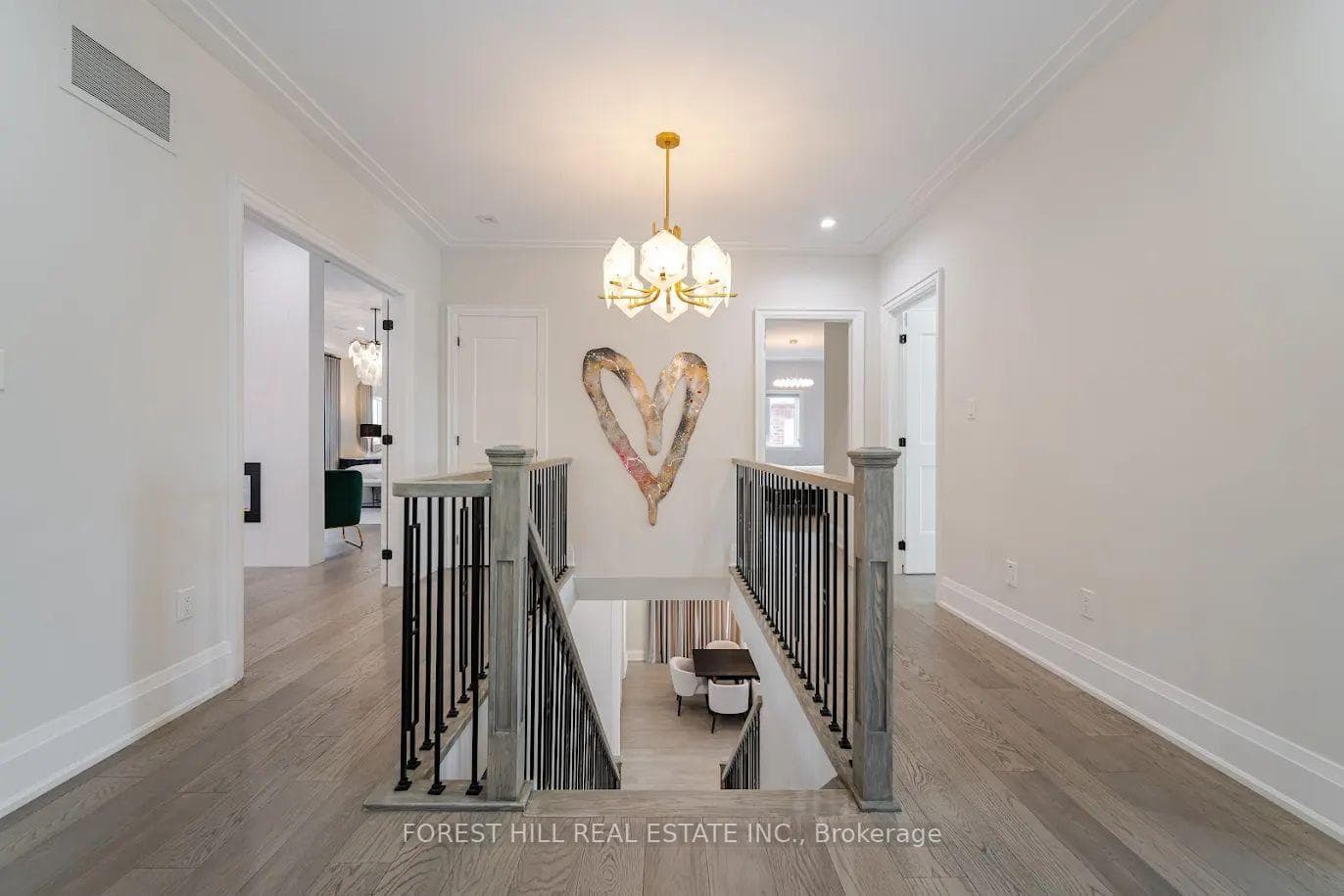 150 Greenforest Grove photo 17