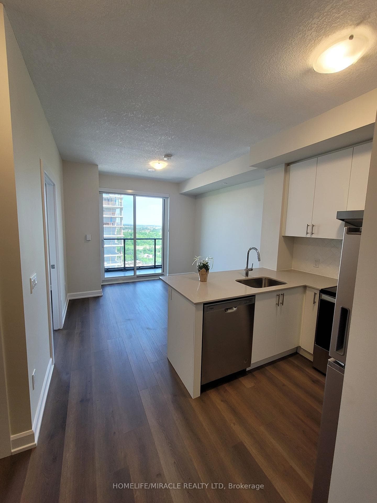 3220 William Coltson Avenue Unit 1507 photo 4