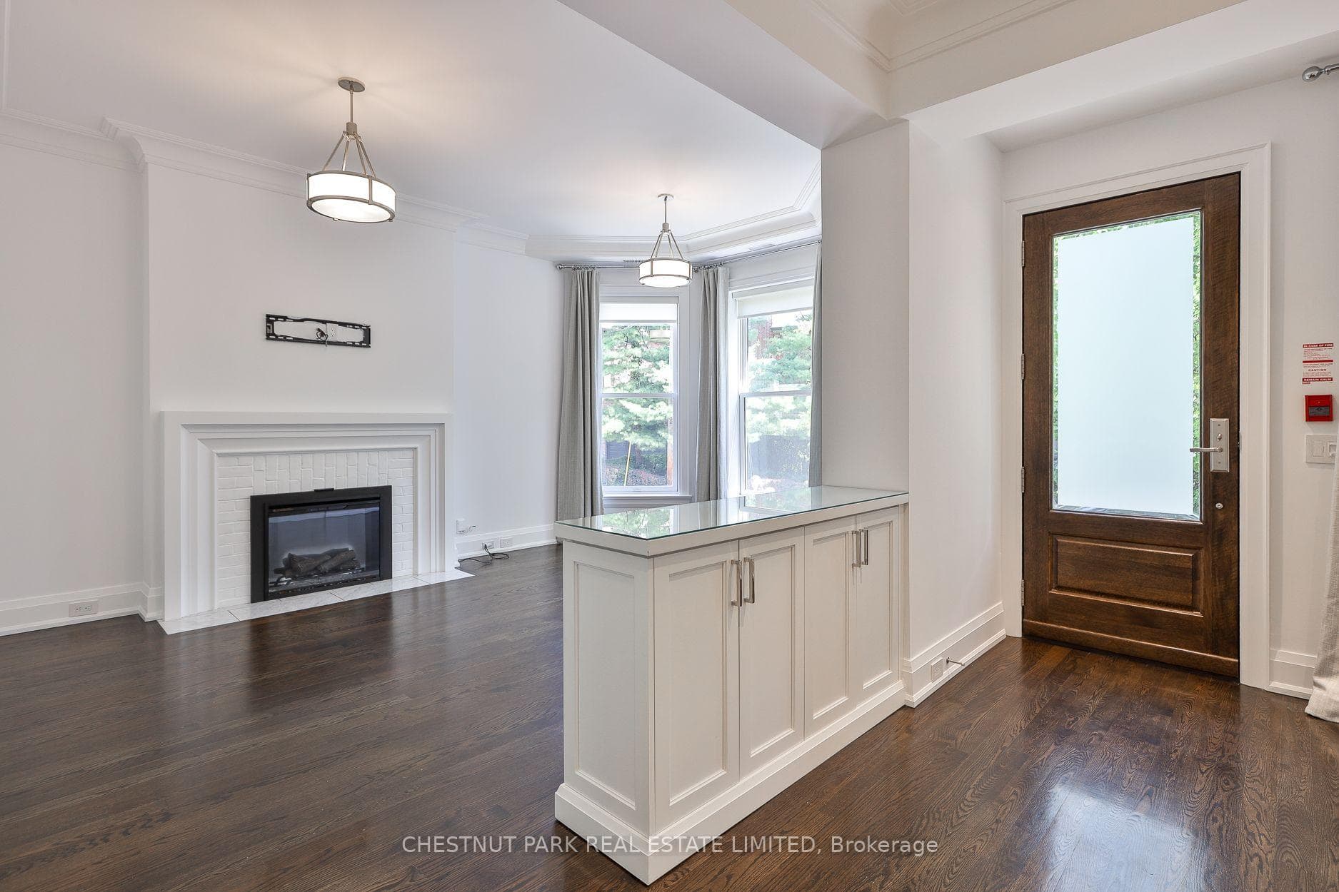16 Scarth Road Unit 1 photo 10