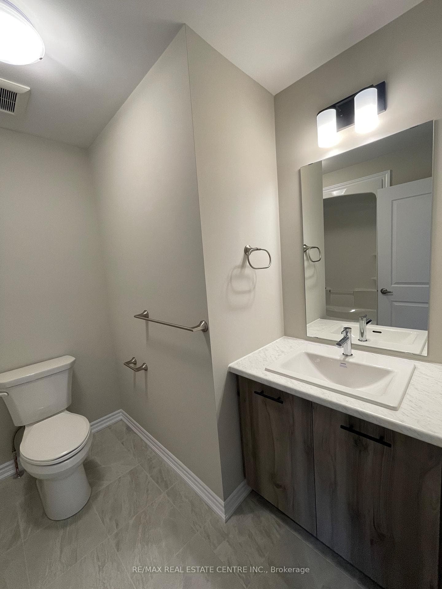 5672 Dorchester Road Unit 44 photo 13