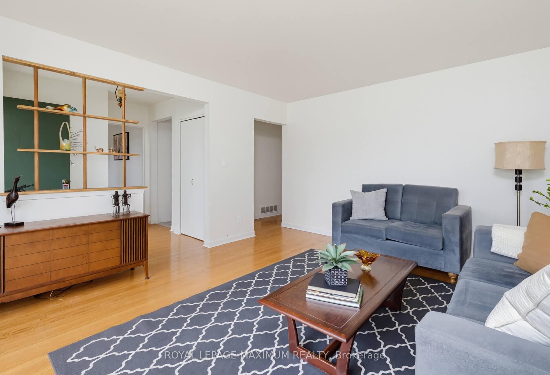 41 Strathavon Drive photo 8