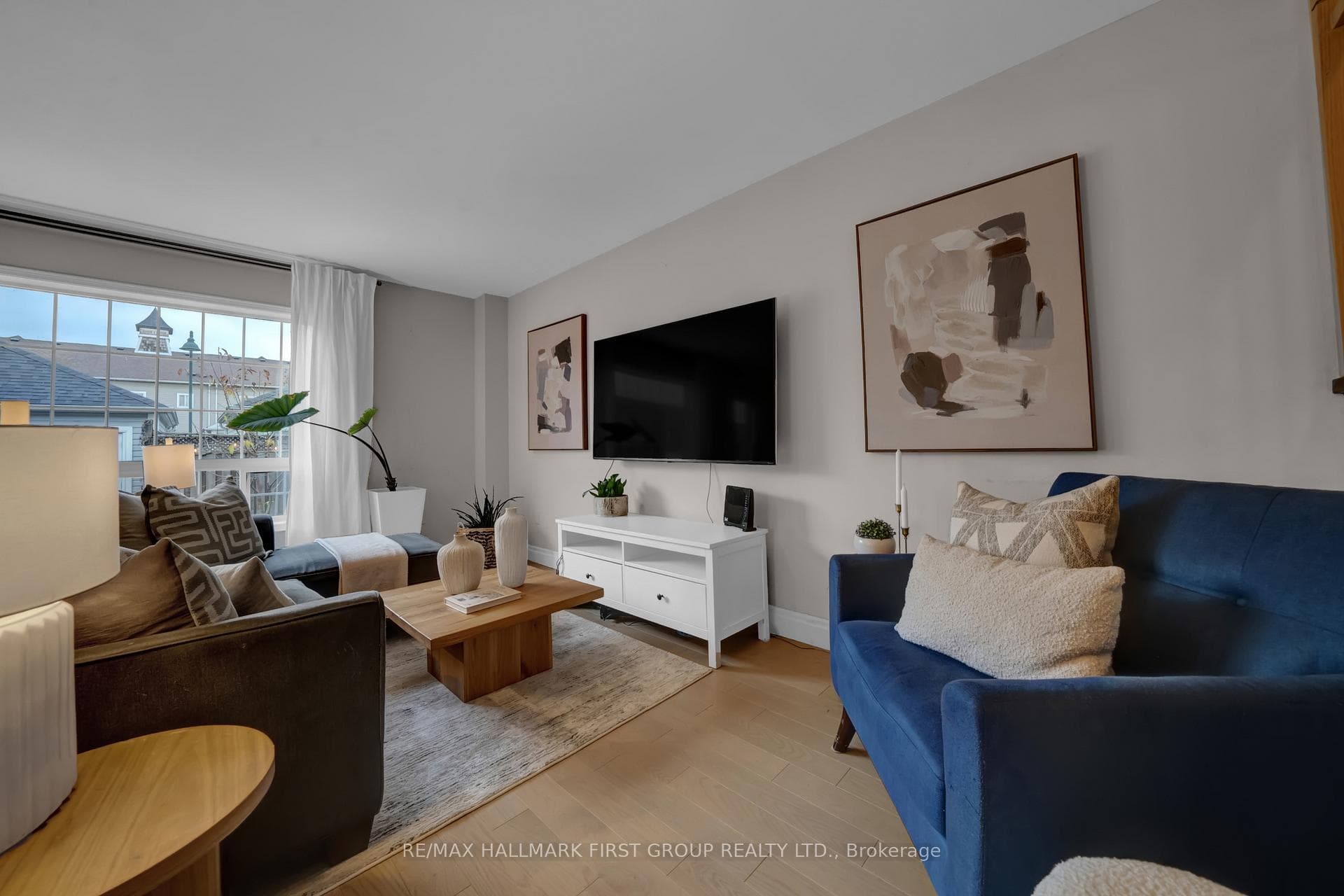 136 Warwick Avenue photo 10