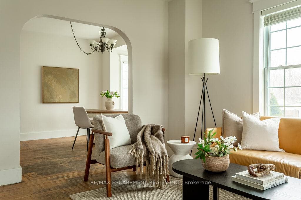 270 Beach Boulevard photo 10