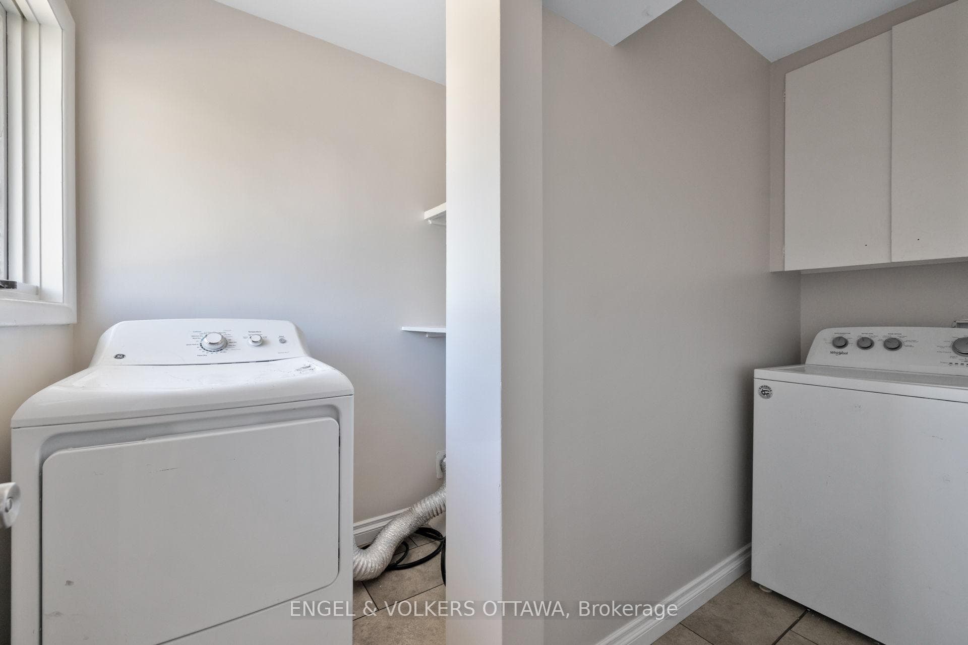 1311 S Avenue photo 27