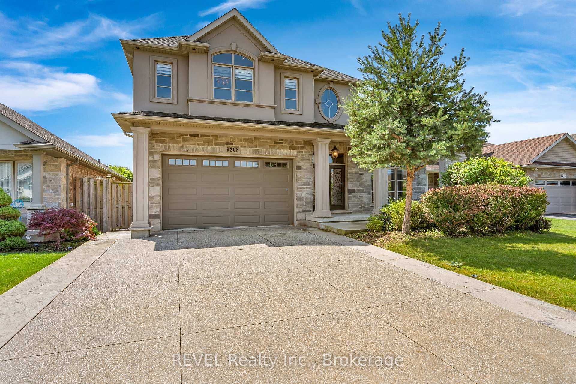 9208 Hendershot Boulevard photo 3