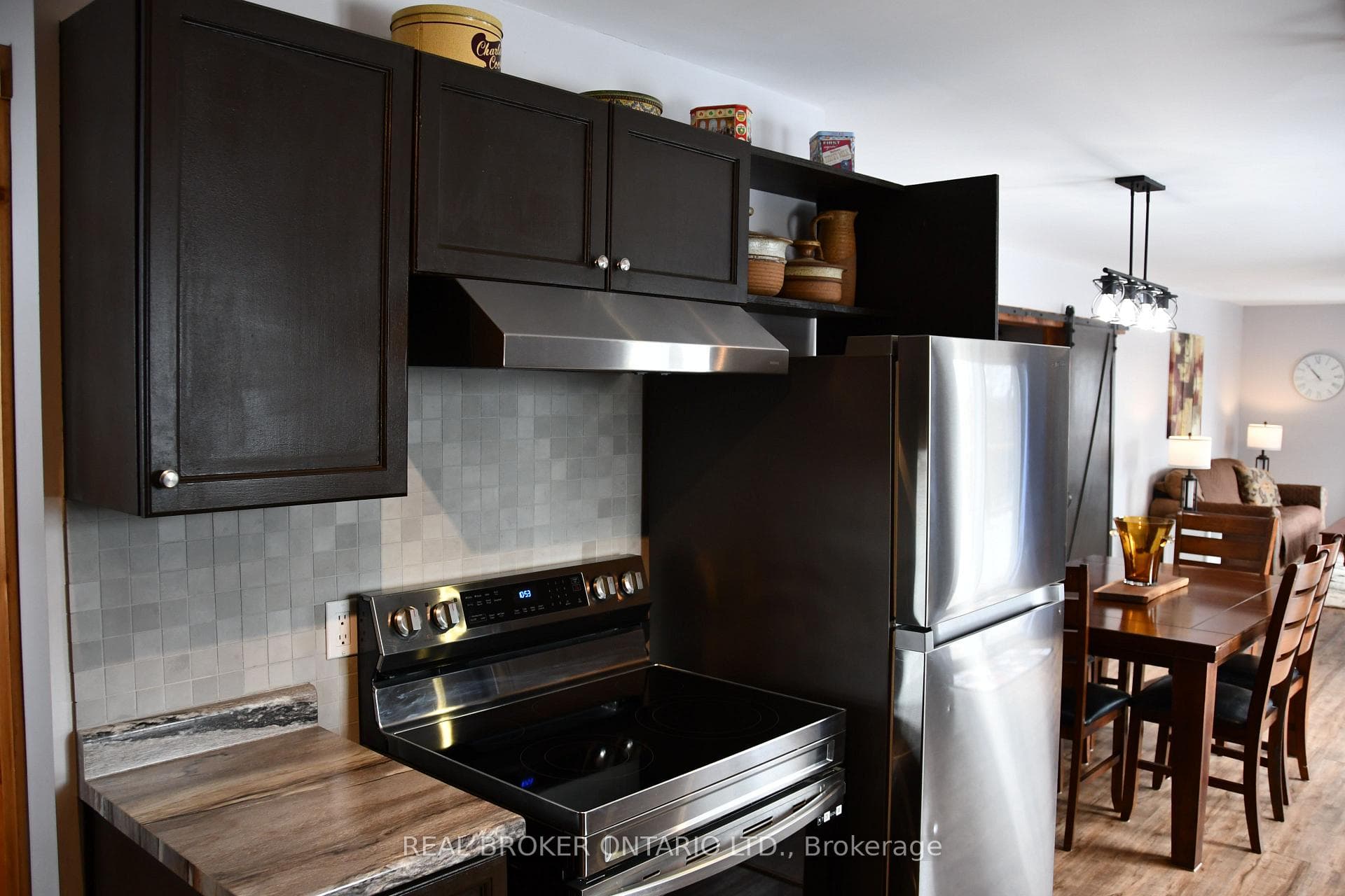 6187 Arden Road photo 17