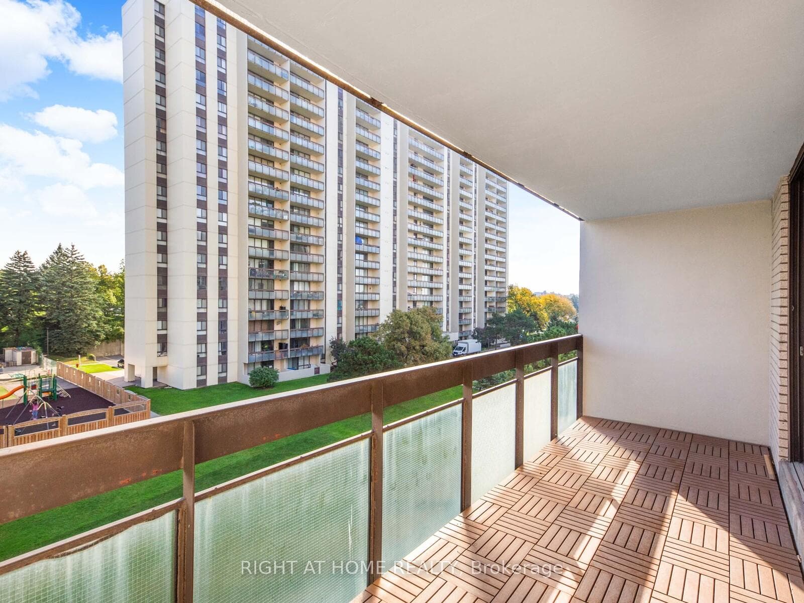 177 Linus Road Unit 612 photo 16