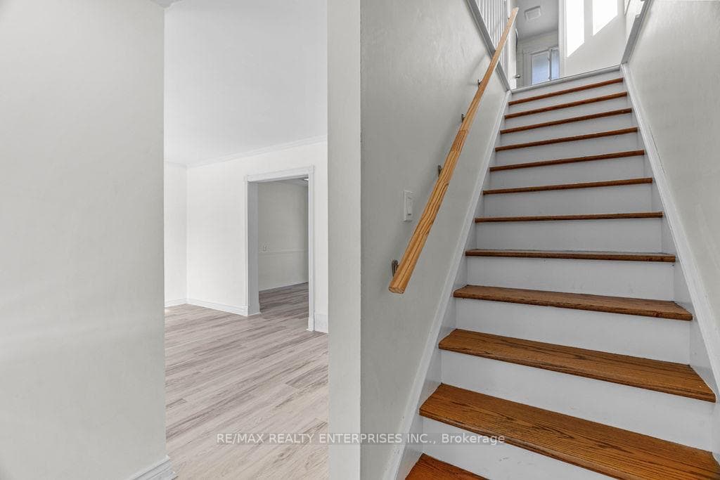 Stairway To Upper Level