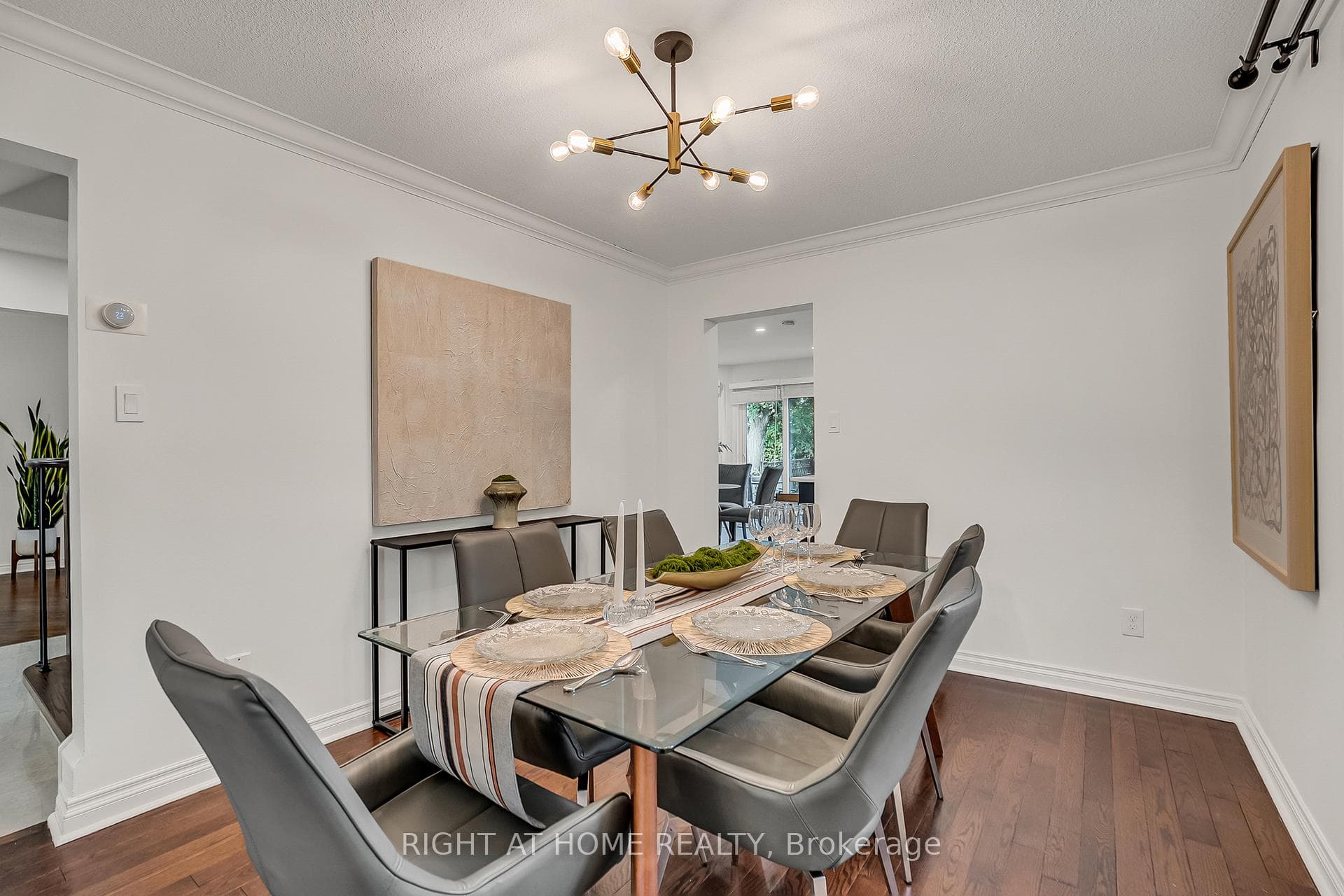 317 Atha Avenue photo 10