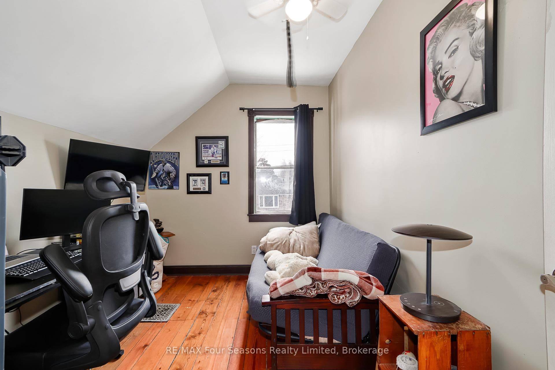 203 Montreal Street photo 20