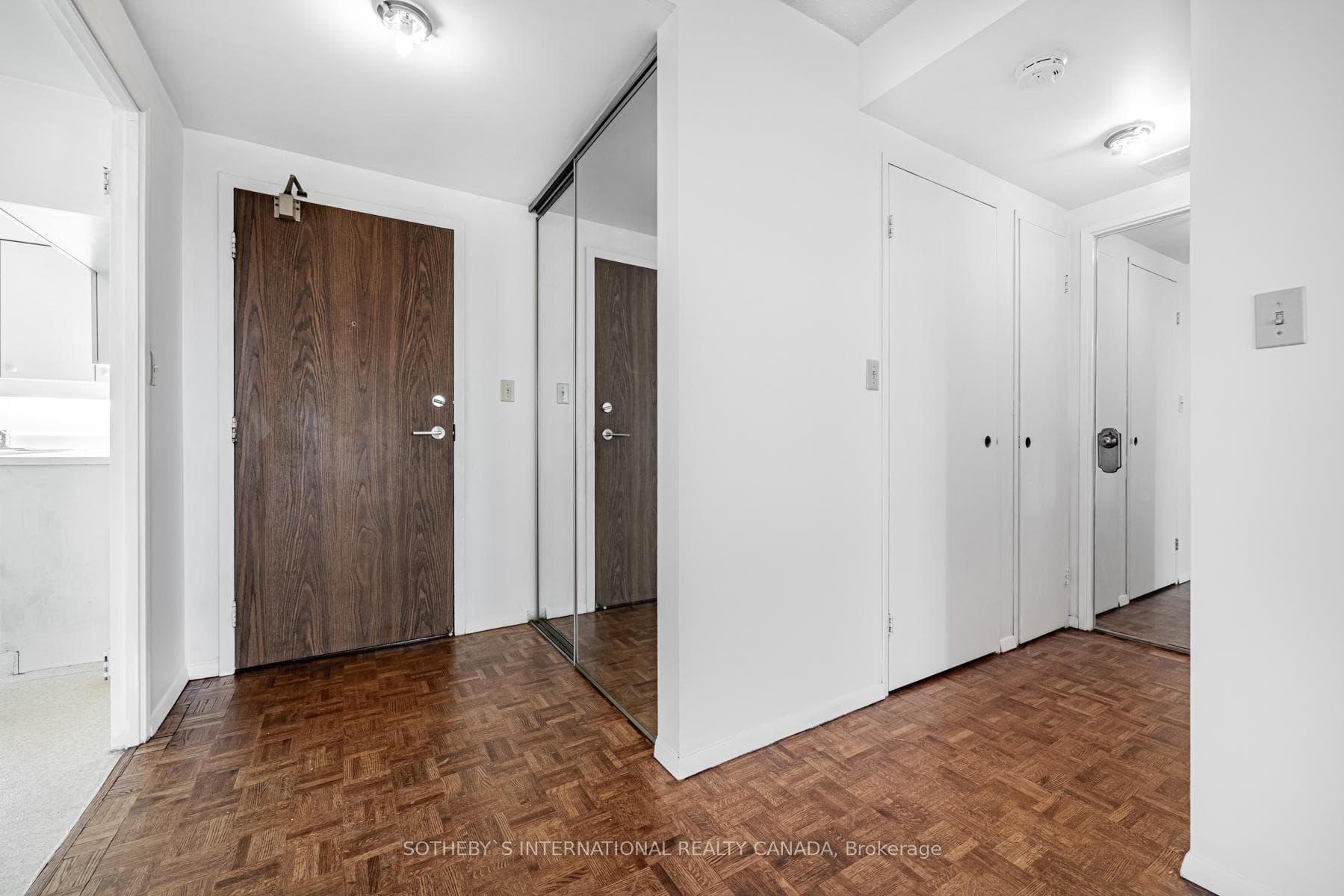 260 Heath Street Unit 1406 photo 2