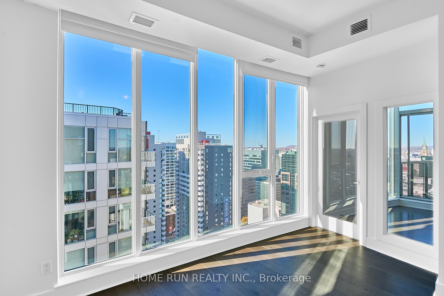 40 Nepean Street Unit 2703 photo 12