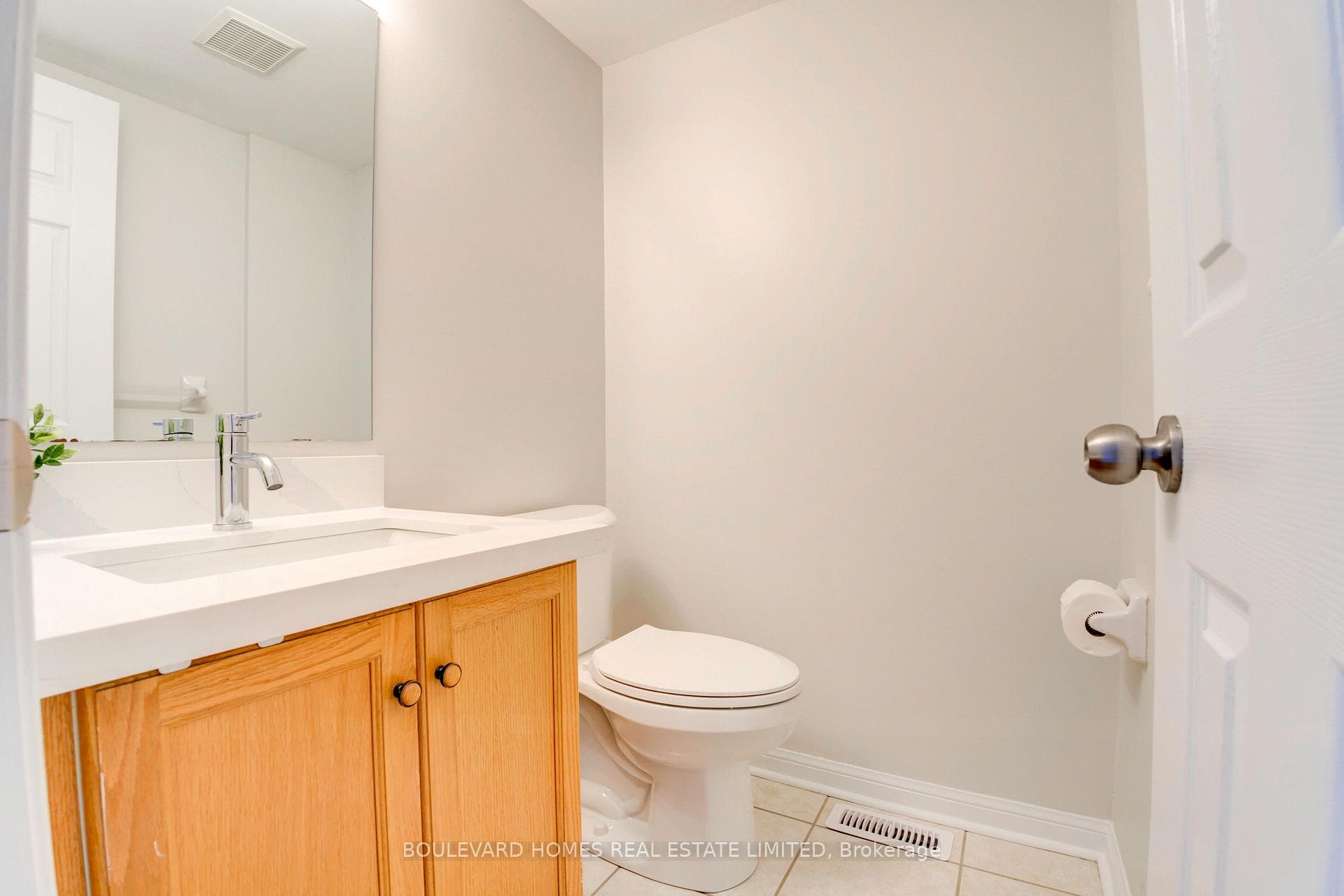80 Acorn Place Unit 196 photo 10