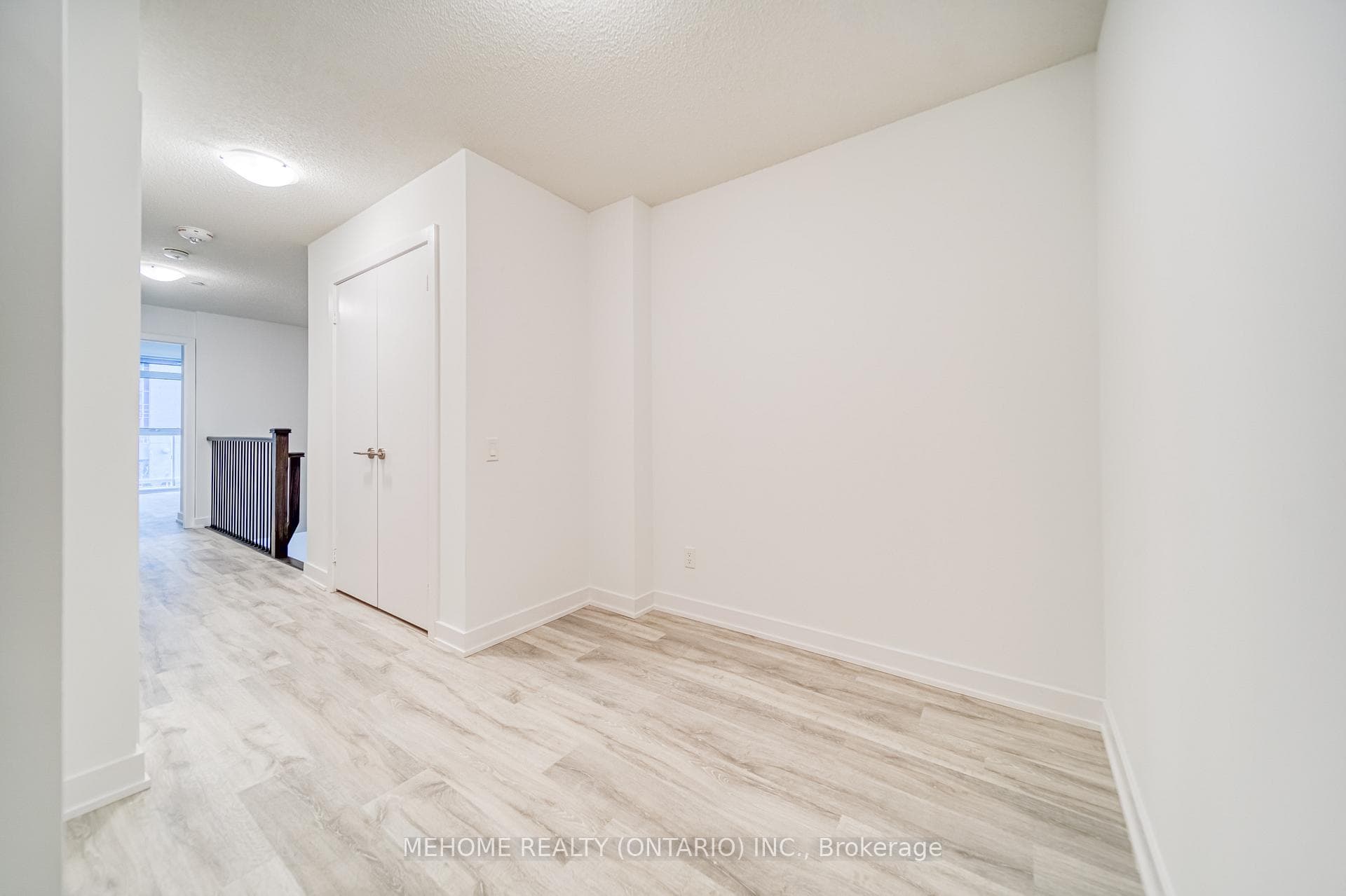 251 Manitoba Street Unit 110 photo 26