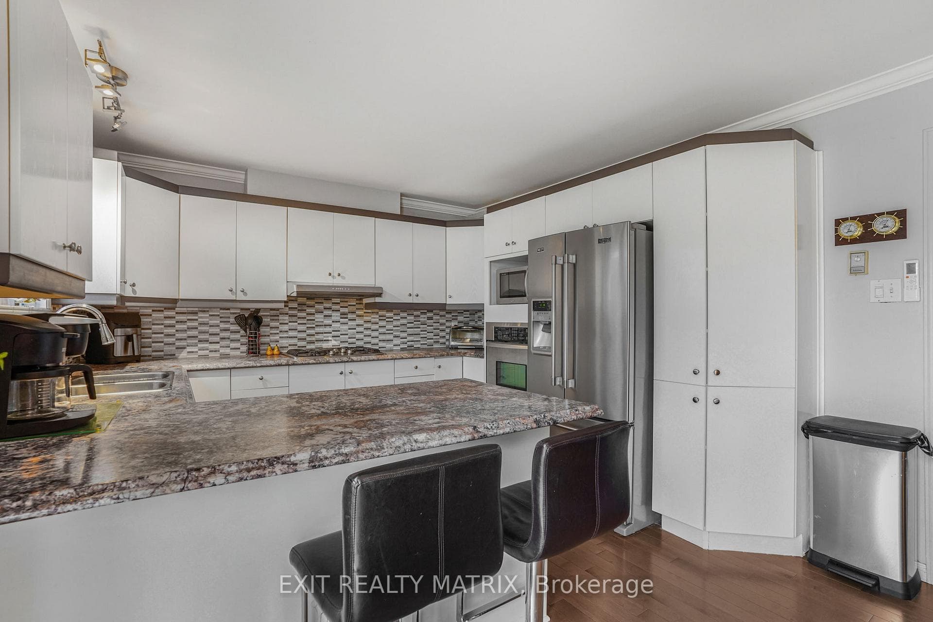 916 King St Street photo 8