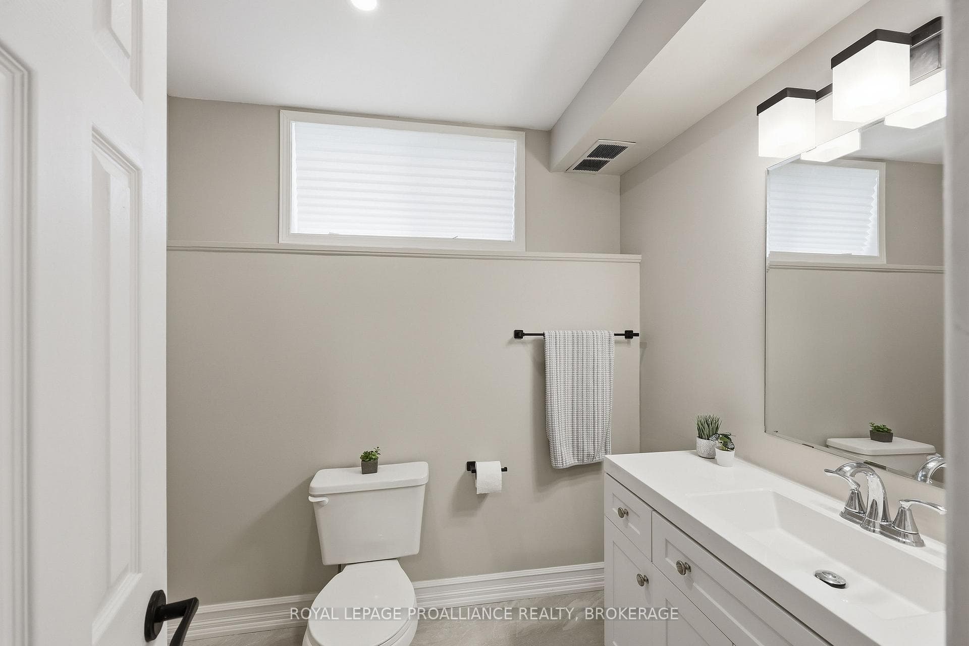 Modern Bathroom