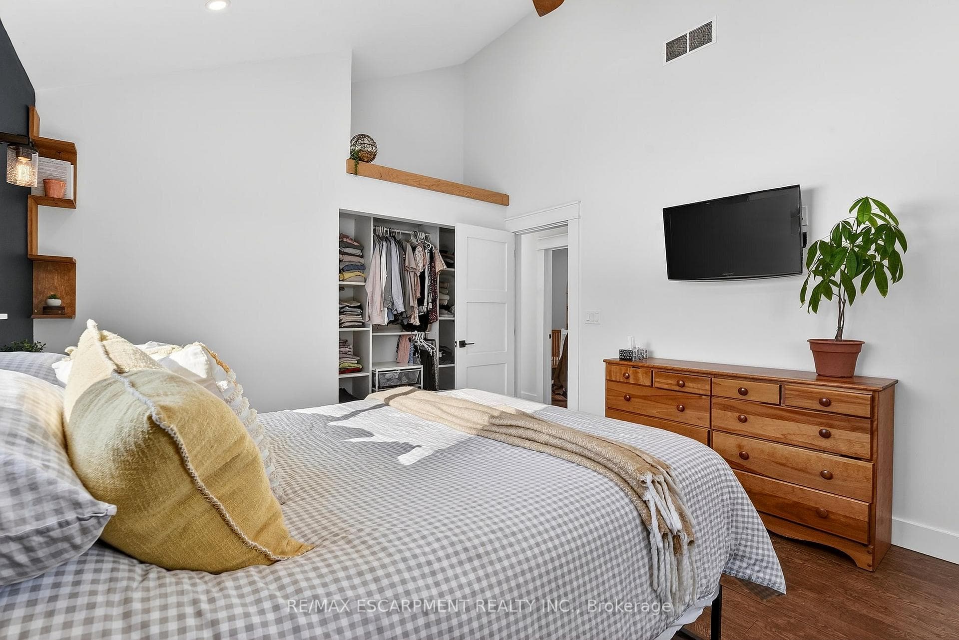 32641 Bell Road photo 18