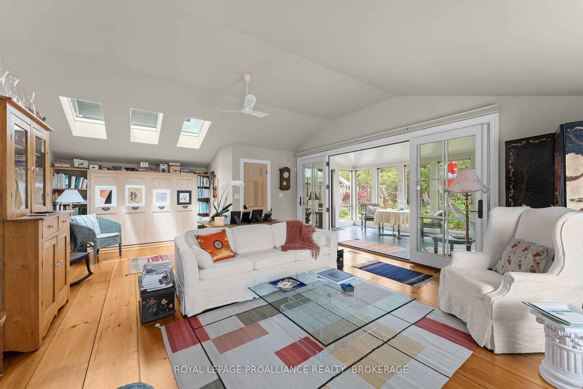 413 Regent Street photo 17