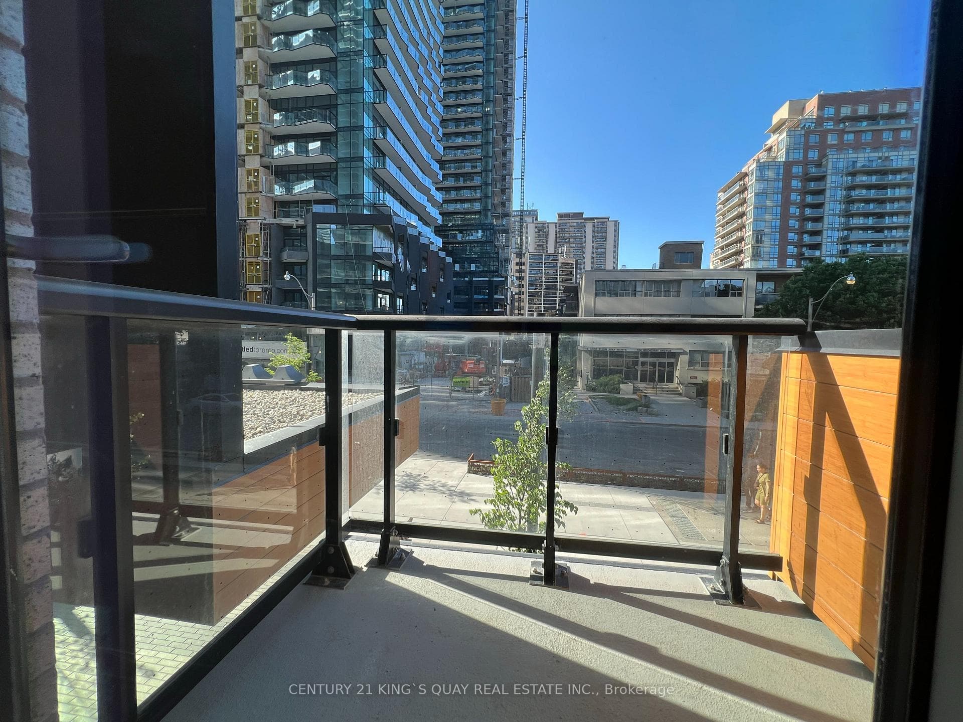119 Broadway Avenue photo 13