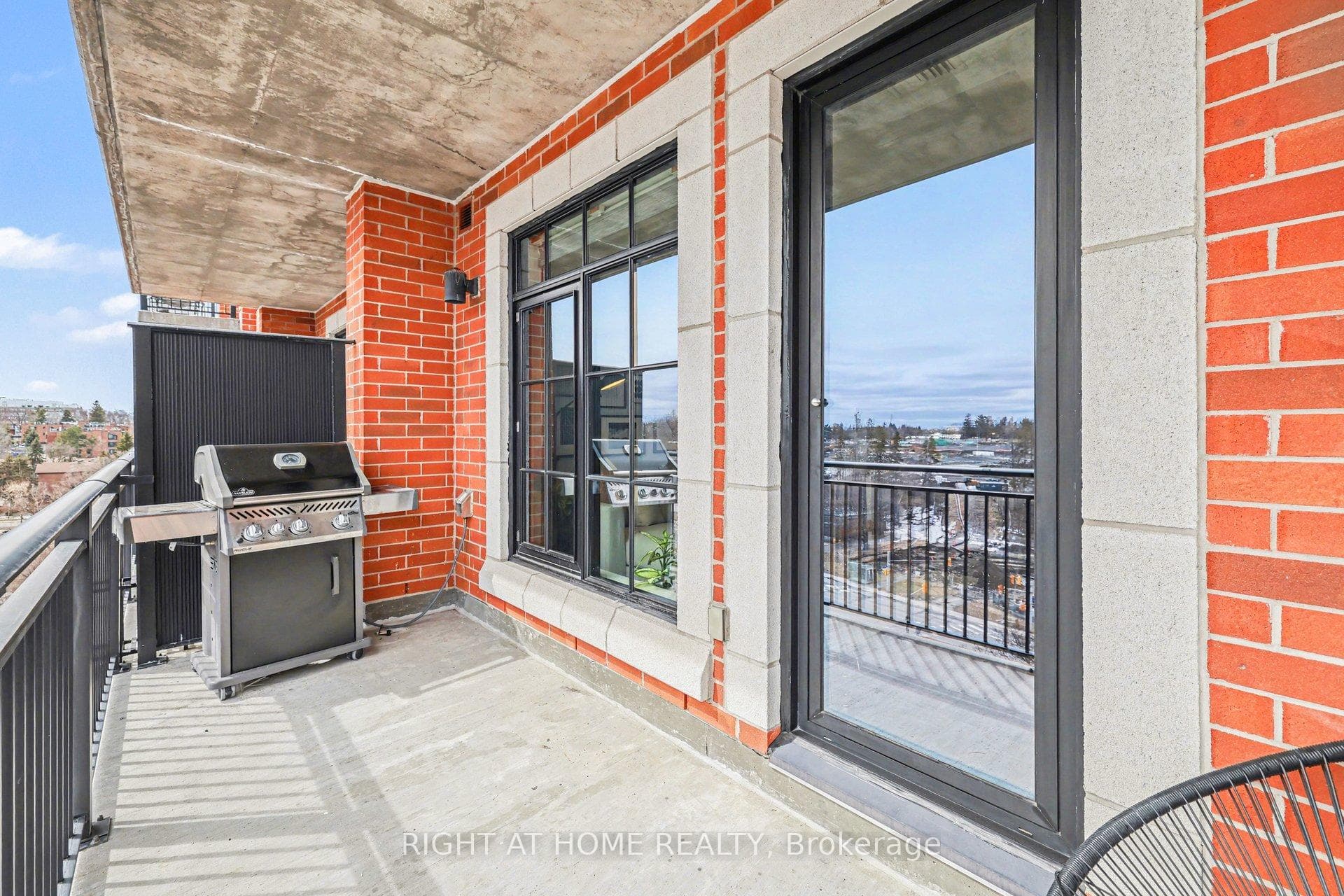 330 Loretta Avenue Unit 810 photo 20