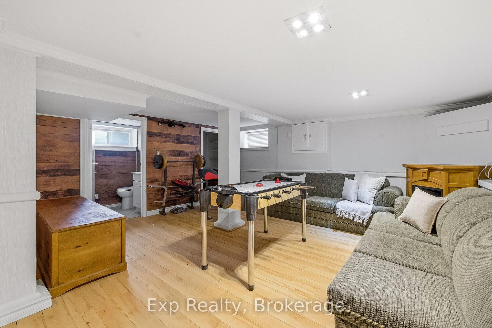 10 Valleyview Crescent photo 29