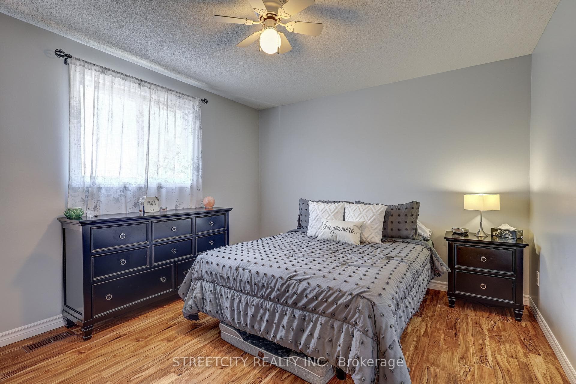 185 Chestnut Street photo 25