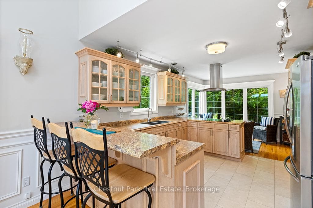 127 Pine Tree Harbour Road photo 8