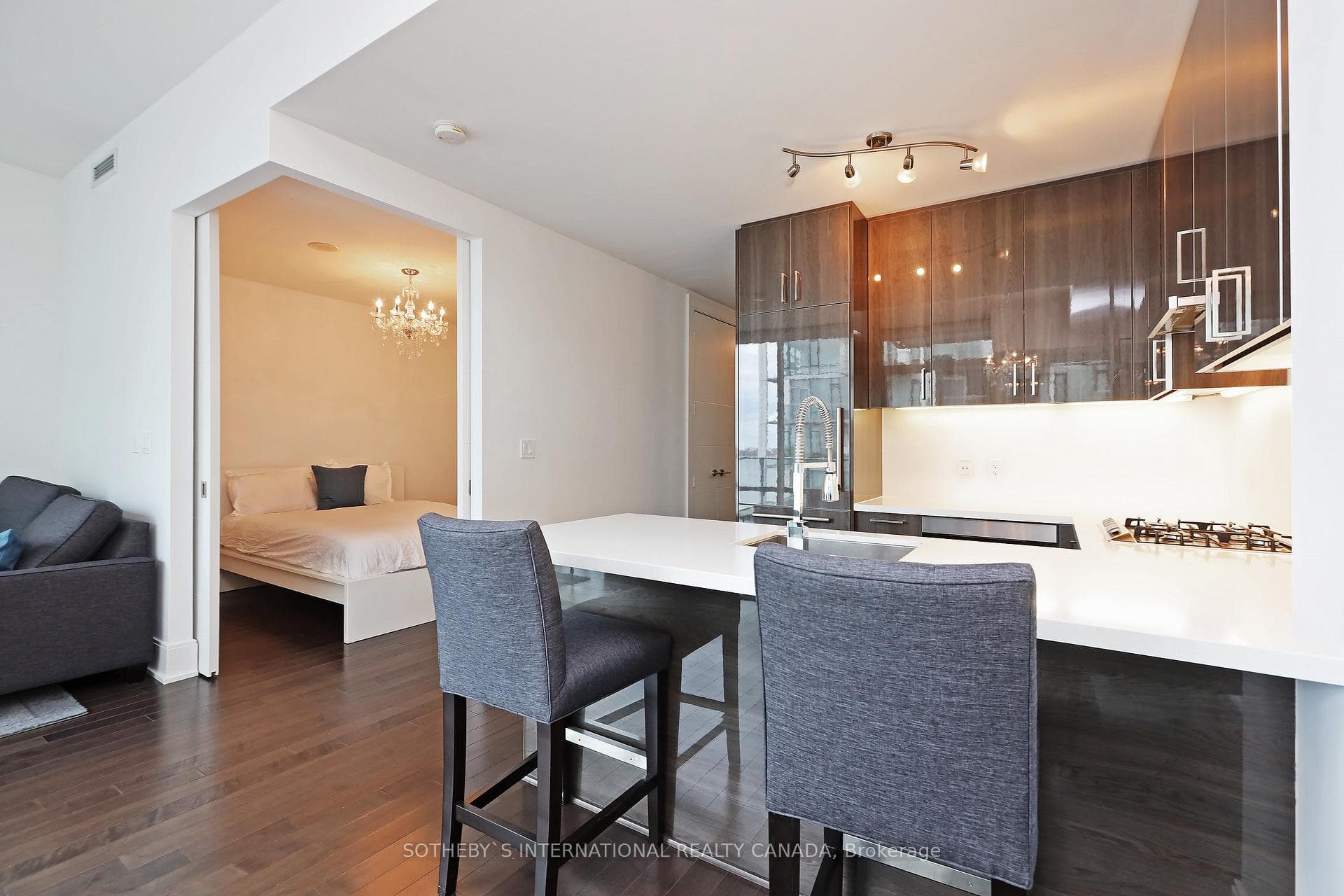 39 Queens Quay N/A Unit 615 photo 10