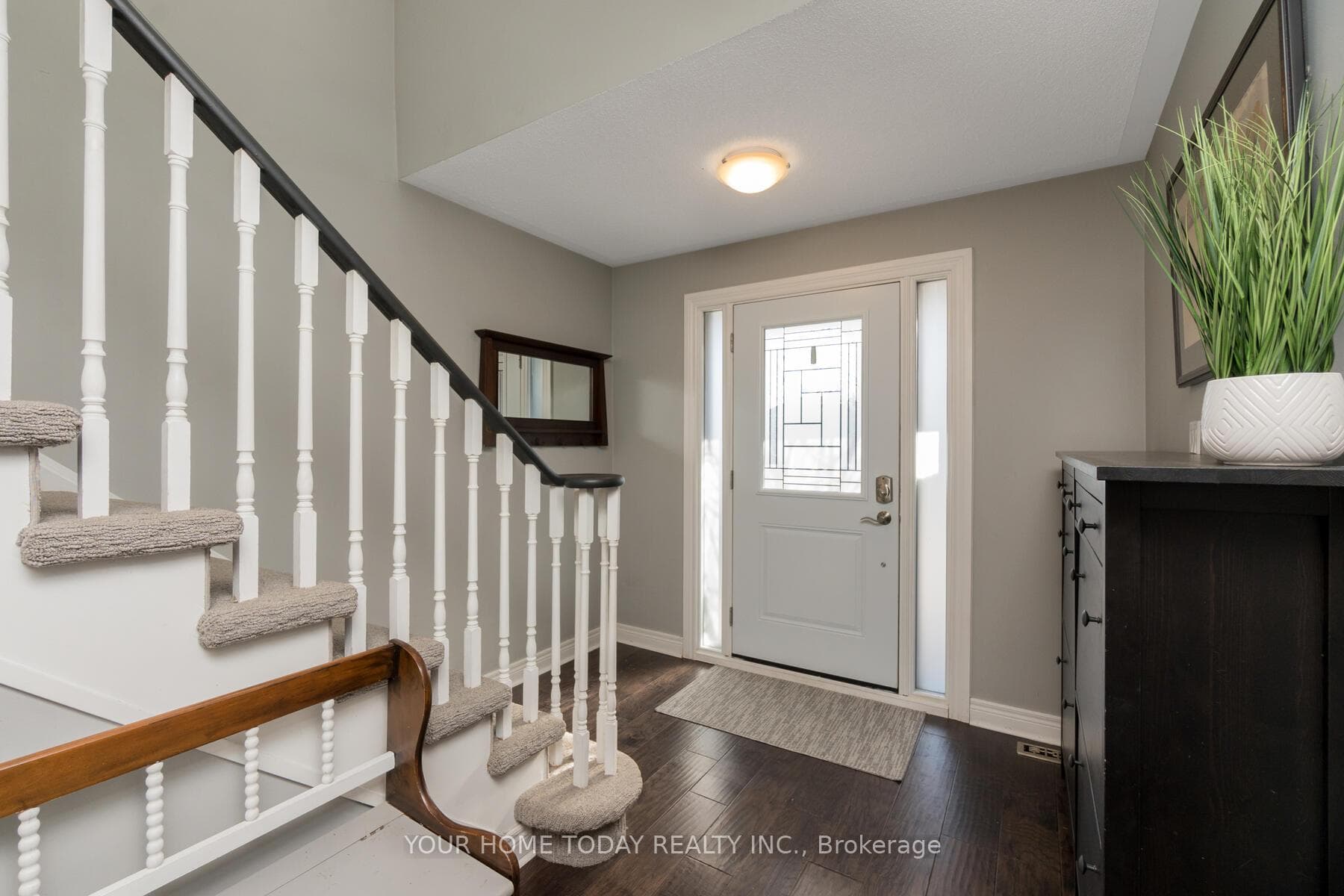 38 McClure Court photo 4