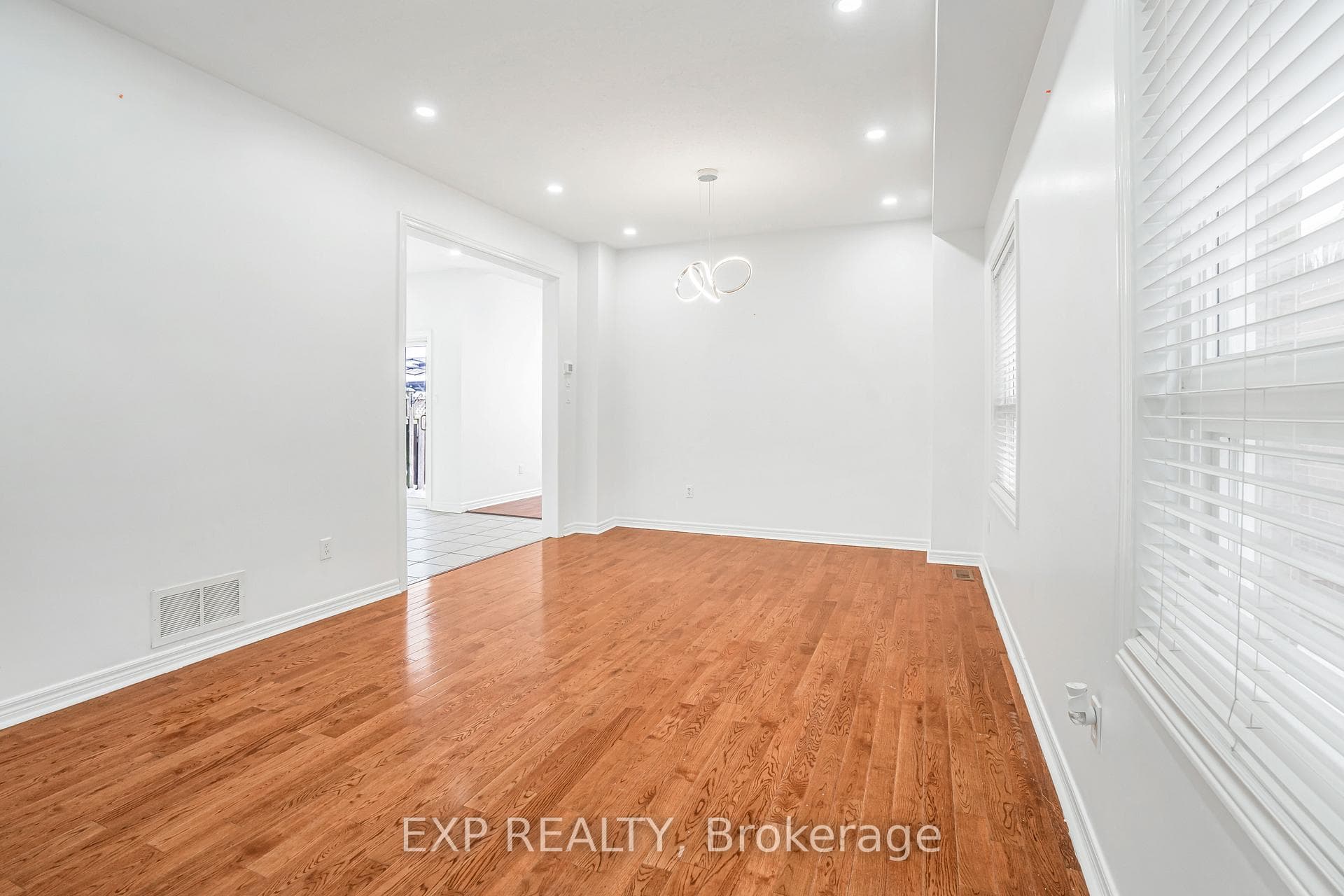 5033 Dubonet Drive photo 9